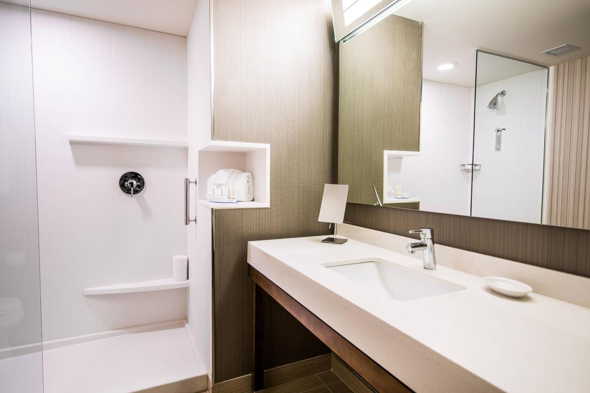 Hotel Courtyard By Marriott Columbia Cayce Exterior foto